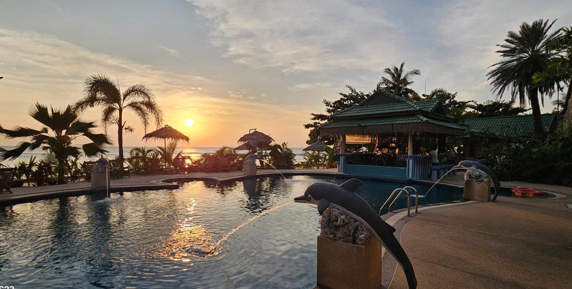 Sense โรงแรม หาดเทียน